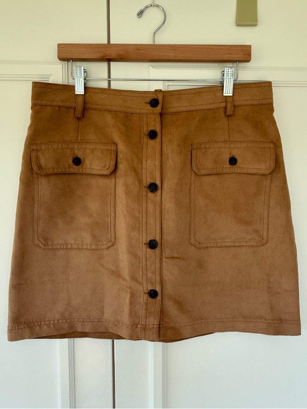 NWOT Banana Republic Portia vegan faux suede skirt, size 14